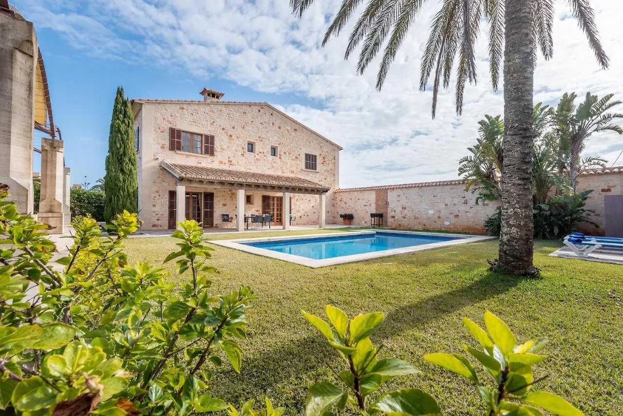 Finca Sa Bassa Des Castellet By Mallorca House Rent Llombarts Villa