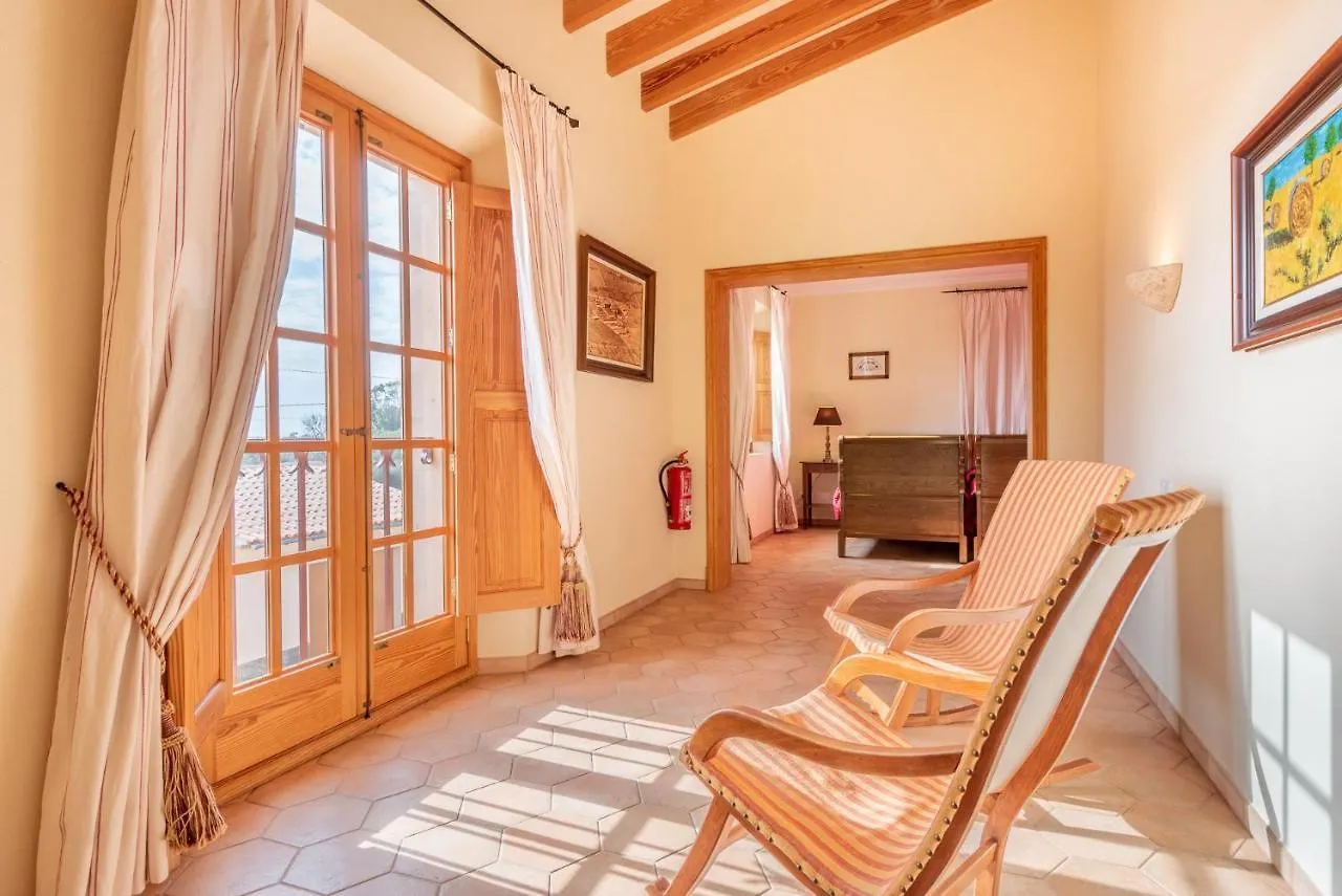 Finca Sa Bassa Des Castellet By Mallorca House Rent Llombarts España