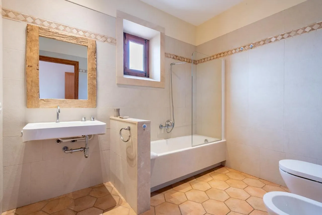 Finca Sa Bassa Des Castellet By Mallorca House Rent Llombarts İspanya
